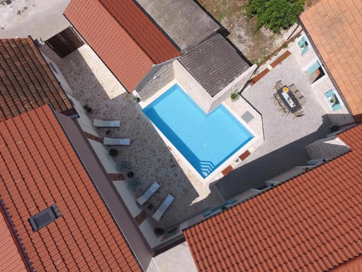 Donje Rastane Rural Home With Heated Pool Rastane 0*, Donje Rastane