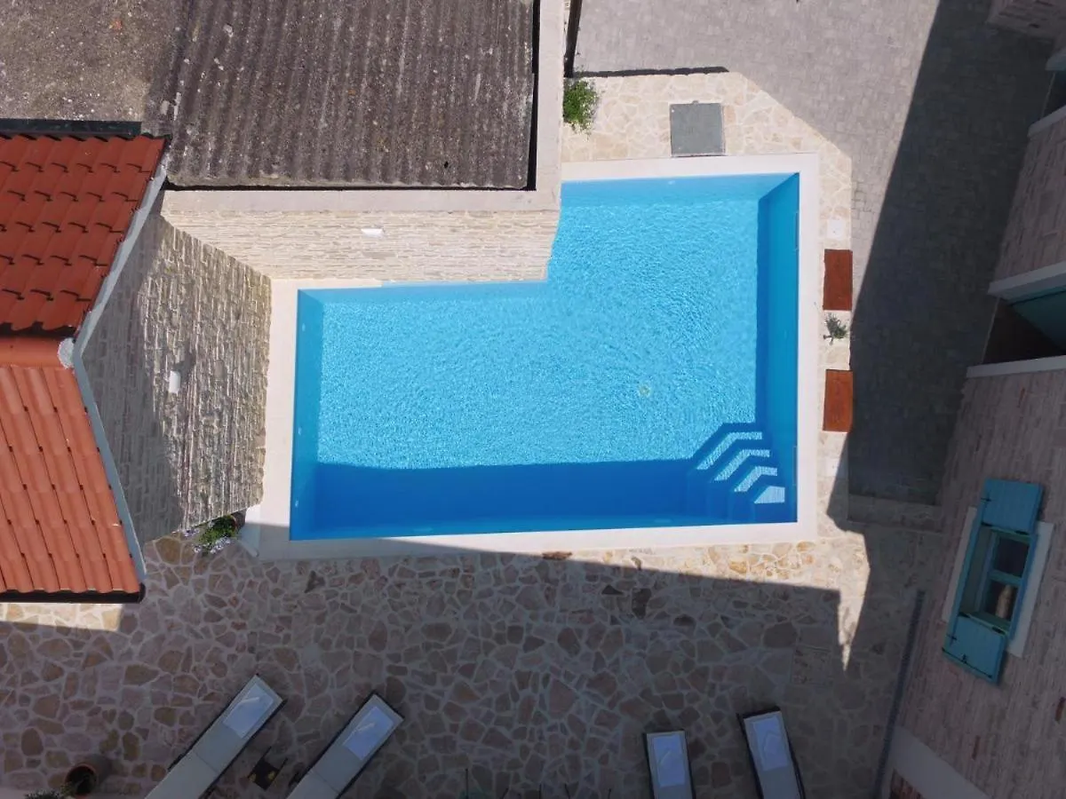Donje Rastane Rural Home With Heated Pool Rastane בית נופש