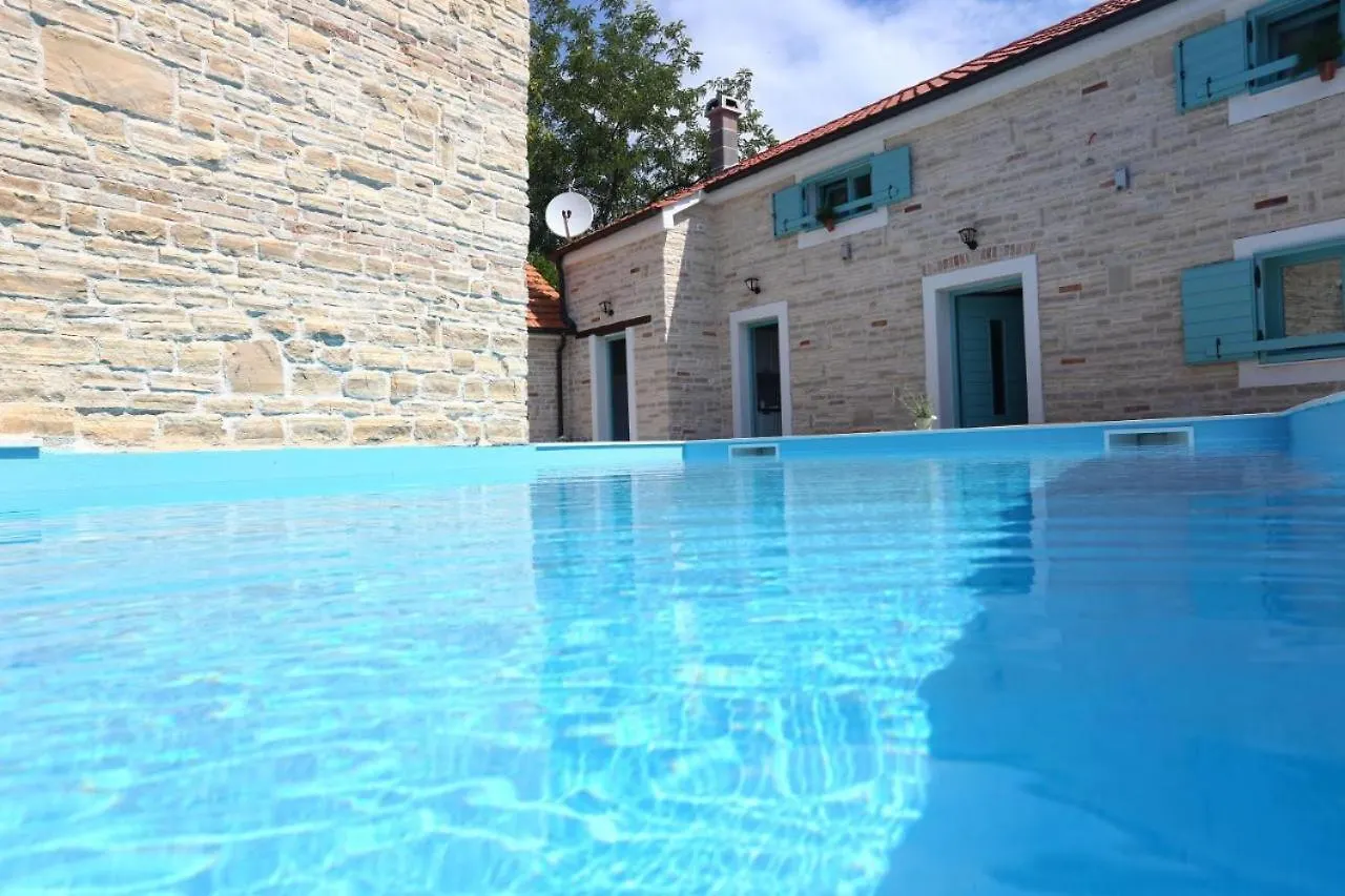 Donje Rastane Rural Home With Heated Pool Rastane 0*, Donje Rastane